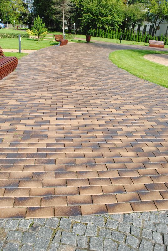 Тротуарная плитка ростов. Фарбштайн плитка тротуарная. Тротуарная плитка беттекс. Плитка тротуарная пт 8,2-13-21 м250. Евроблок омск тротуарная.