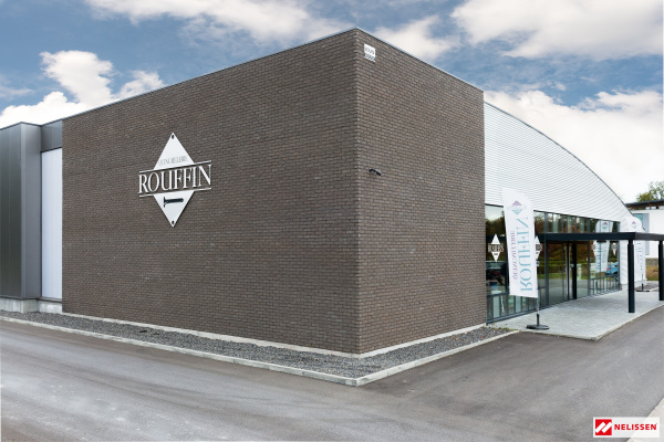 nelissen_oxygenless_anthracite_1