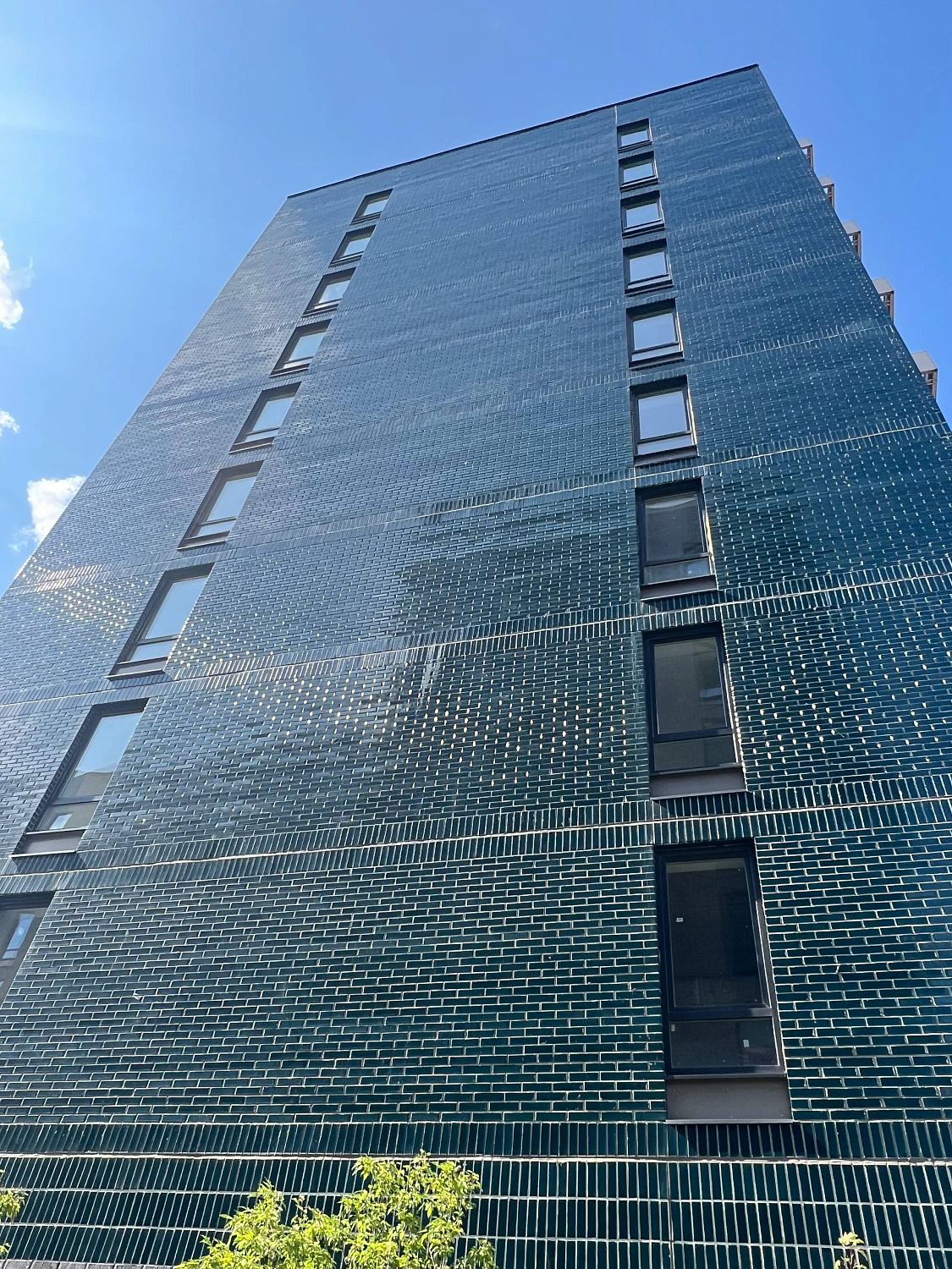 Стильный объект с глазурованным кирпичом RECKE