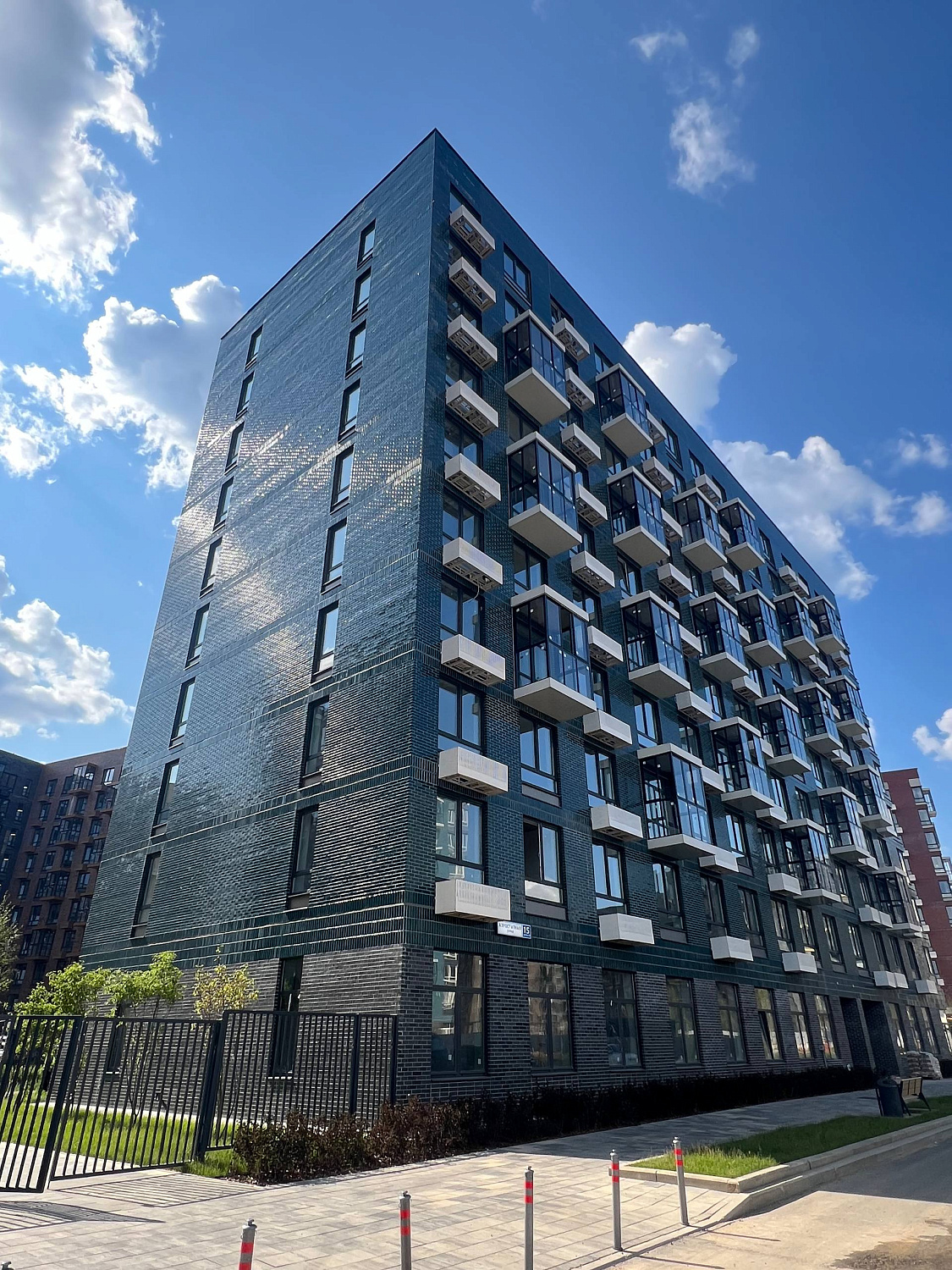 Стильный объект с глазурованным кирпичом RECKE