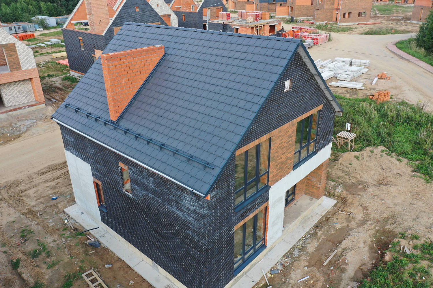 Совершенство геометрии: Плоская минеральная черепица Braas «Тегалит»